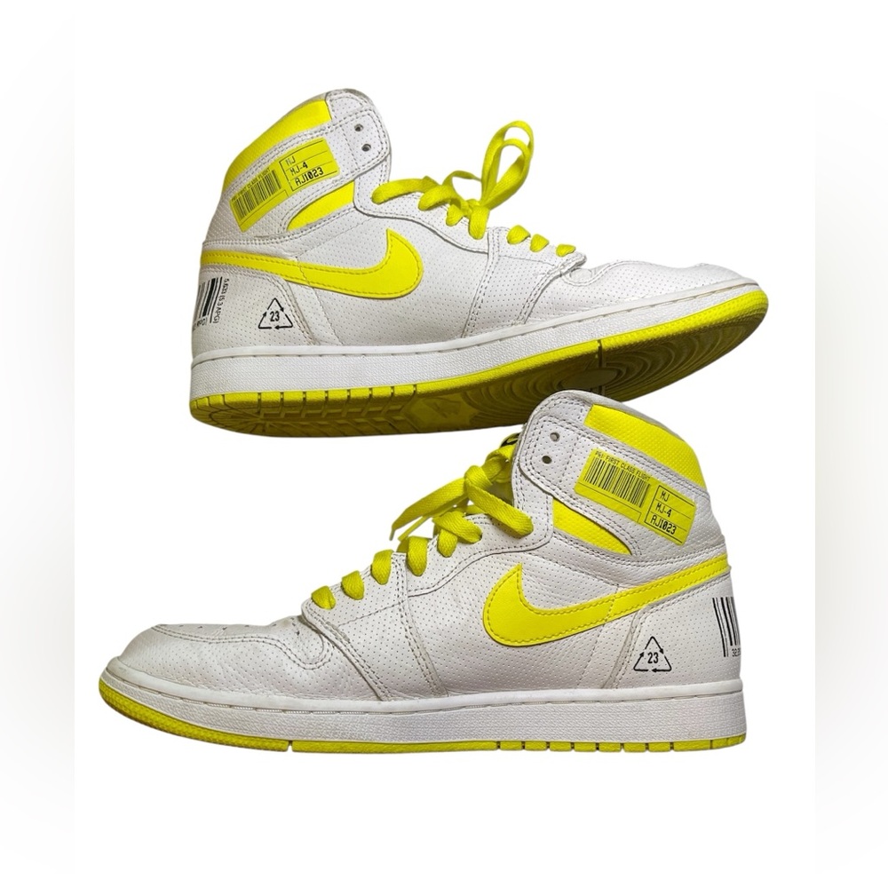 Size 10.5 - Air Jordan 1 Retro OG High First Class Flight